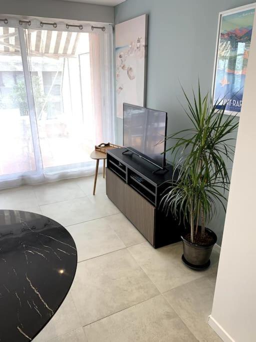 Appartement Saint-Raphael Екстериор снимка